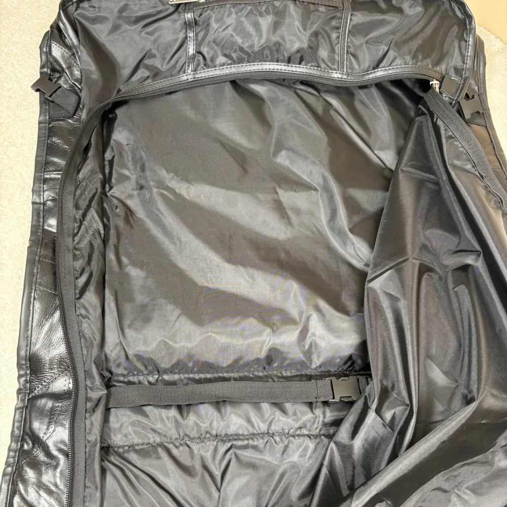 Governor's Cup Classic Garment‎ Bag Black Leather Kentucky Louisville Football